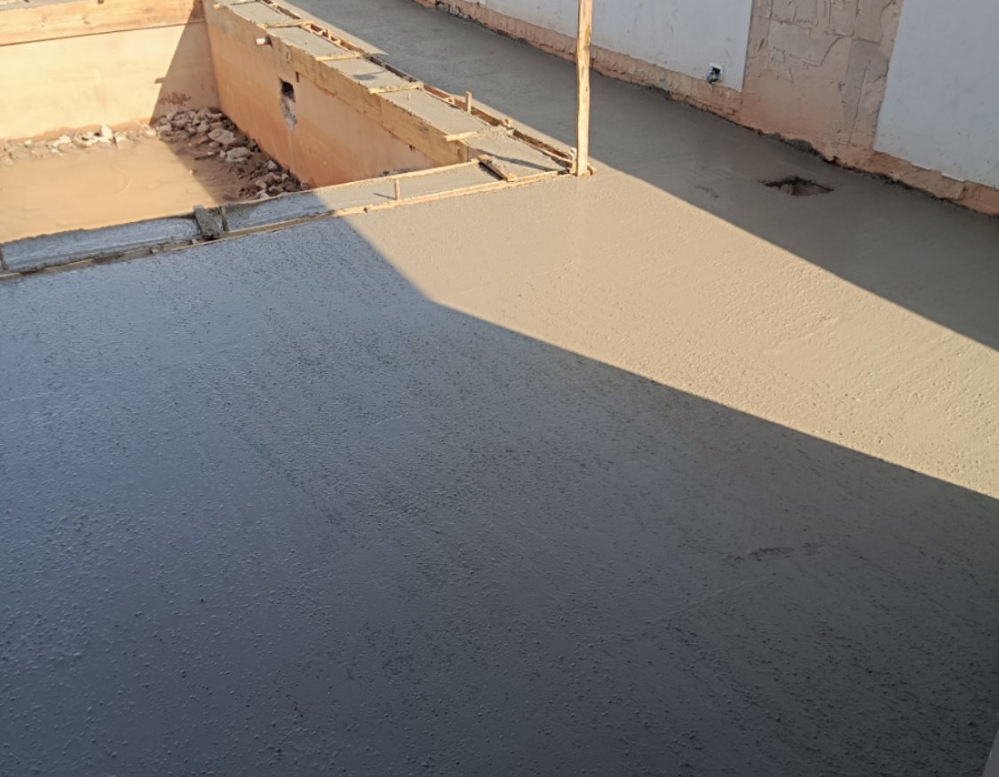 Contrapiso recém-concretado